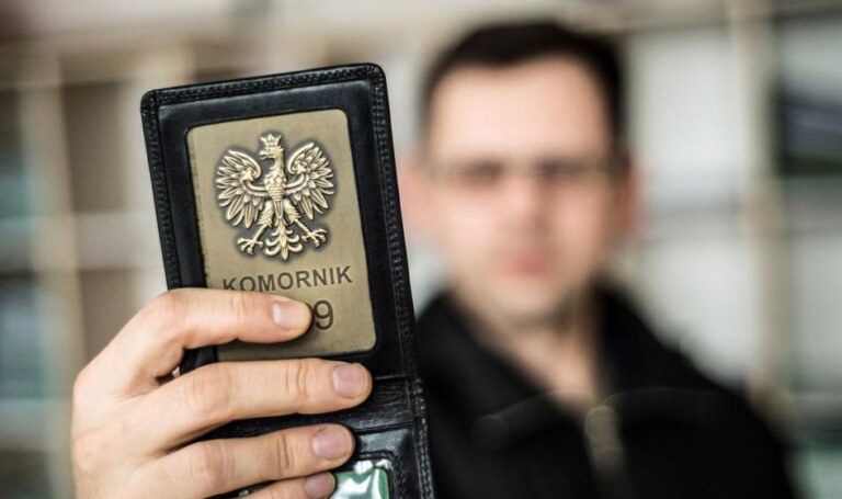 Ile komornik może zabrać w 2026 roku? Aktualne kwoty, limity i ochrona dłużnika - Kancelaria Fenix